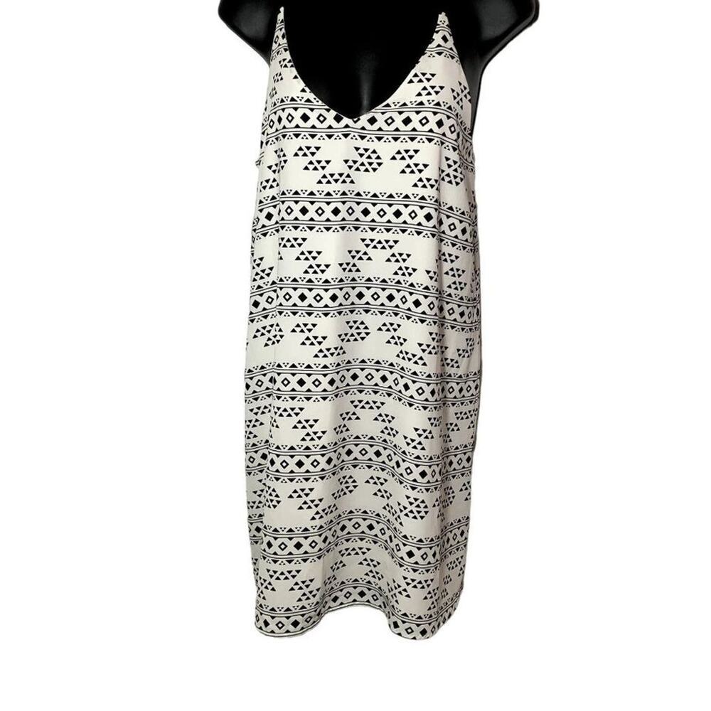SOPRANO NWT Women's Off White/Black Print Tassel‎ Sleeveless Summer Dress Sz M